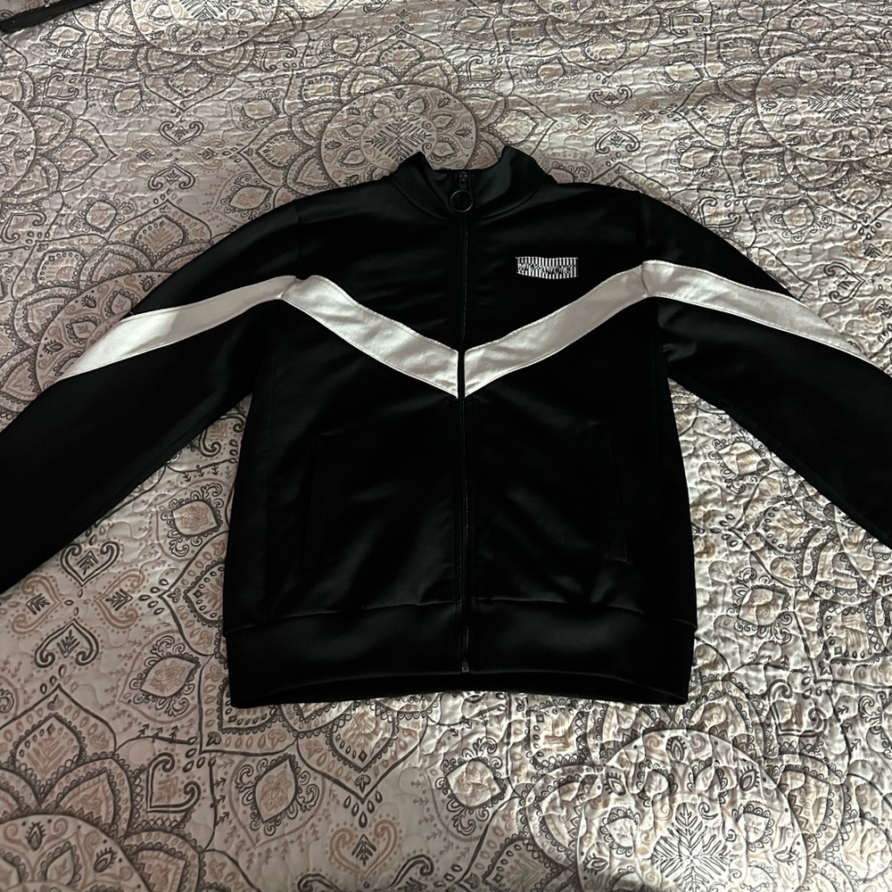 Off-White × Virgil Abloh
Off-White “Main Label” Track Jacket